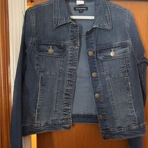 D. Jeans Dark Blue Denim Jacket